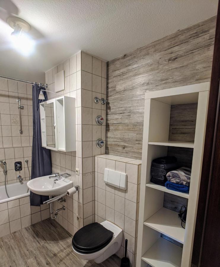 קירכהיים אונטר טק Ideale Messe/Airport Wohnung 15Min Fahrtweg מראה חיצוני תמונה